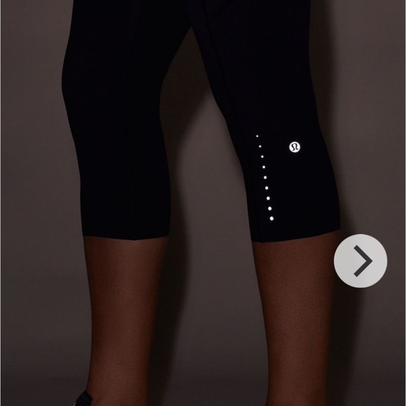 Lululemon Fast & Free Crop (19”) Midnight Navy Size 4 - Picture 8 of 16